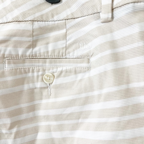 Tommy Hilfiger Beige White Textured Striped Shorts Size 8 - Picture 6 of 8